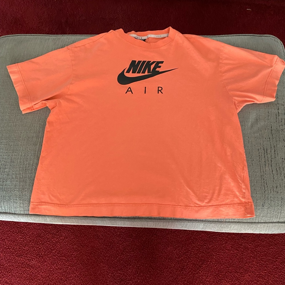 NIKE Short Sleeve Peach Tee